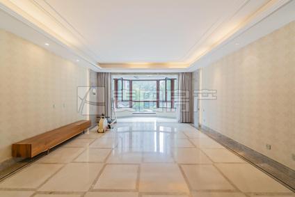 朝阳来广营整租 臻园4室2厅/197平/低楼层