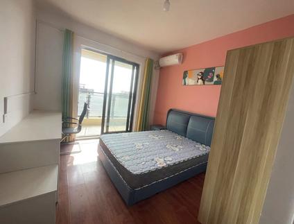 张家港杨舍合租 云樾兰庭1室0厅/30平/低楼层