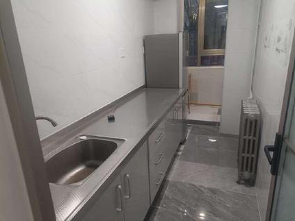 昌平沙河整租 站前路社区2室1厅/80平/低楼层