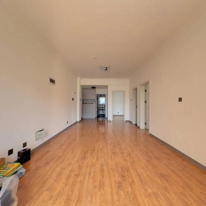 北京金领时代2室1厅81平低楼层/共40层