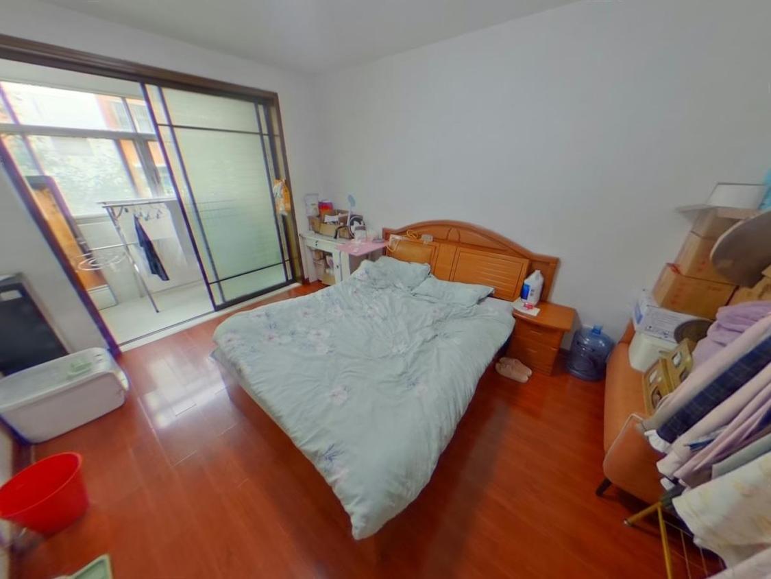 整租·胜利三村