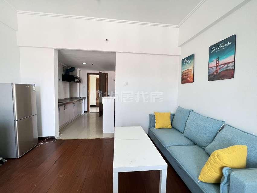 整租·戛纳小镇