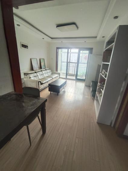 连云连云新城整租 香缇花园3室2厅/105平/中楼层