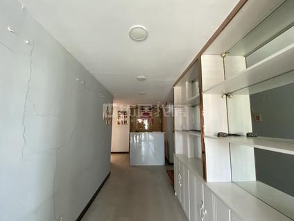 赛罕新华联商圈整租 怡水园3室1厅/75平/低楼层