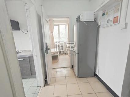 朝阳酒仙桥合租 大山子(南里)3室1厅/13平/高楼层