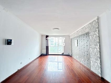 丰台玉泉营合租 万年花城(四期)4室1厅/25平/高楼层