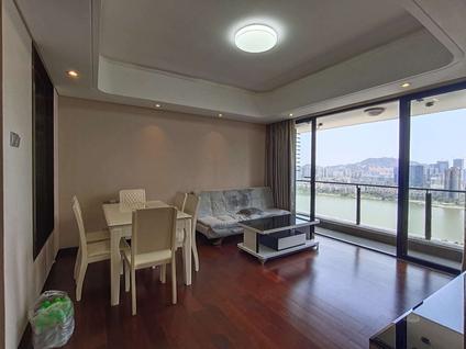 香洲南屏整租 中信红树湾(北区)1室2厅/82平/高楼层