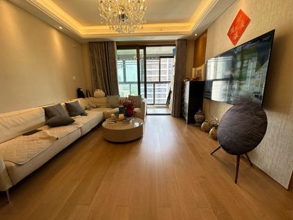 浦东前滩整租 前滩(晶萃名邸)4室2厅/140平/高楼层