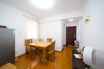 栖霞迈皋桥整租 凤悦北园1室1厅/49平/中楼层