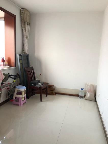 牡丹岳程办事处整租 天华明珠3室2厅/133平/顶层