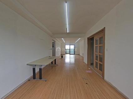 江宁岔路口整租 旭辉铂悦秦淮4室2厅/168平/中楼层