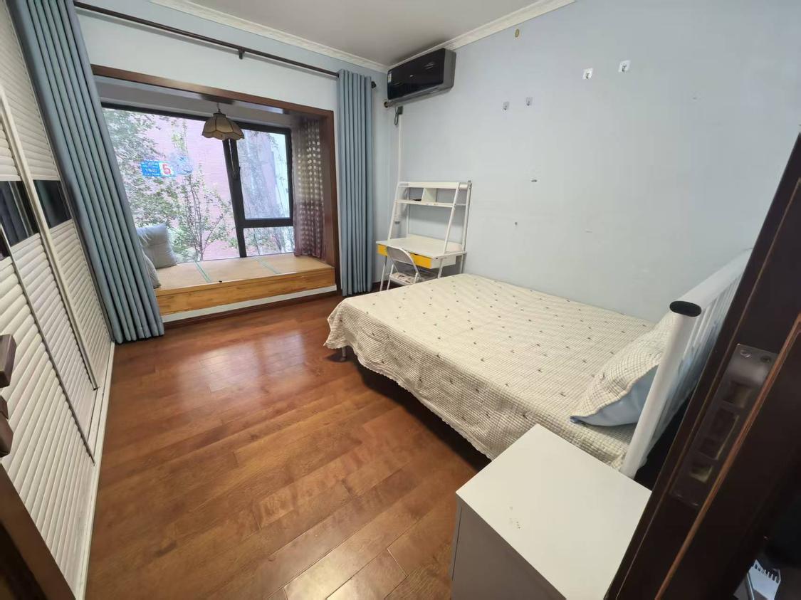 合租·领秀新硅谷