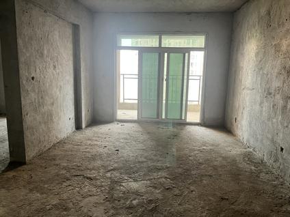 银海银海整租 东峰世纪公寓3室2厅/84平/高楼层