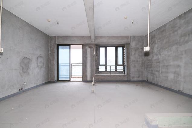 福州市区，电梯顶楼复式，纯毛坯，丫霸7室3厅 | 276.71㎡ | 南 北 | 宜发得贵城高楼层/共44层