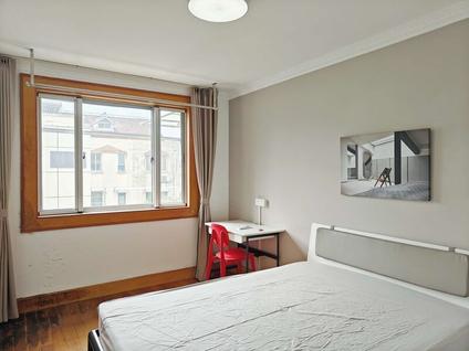 浦东北蔡合租 绿川公寓3室1厅/81平/高楼层