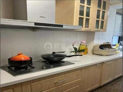 黄浦蓬莱公园整租 黄浦丽园2室2厅/105平/中楼层
