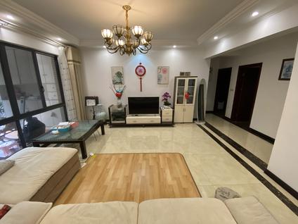 万州观音岩整租 万山国际3室2厅/147平/底层