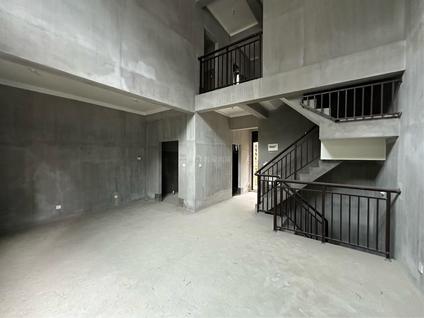 余杭良渚整租 碧水澜天华庭4室2厅/139平/低楼层