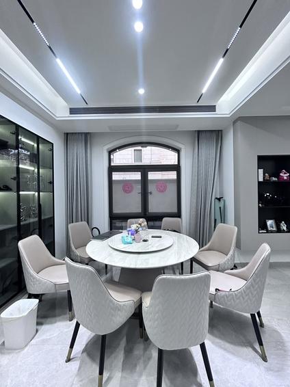 青浦香花桥整租 葛洲坝绿城玉兰花园(南区)5室2厅/400平/低楼层