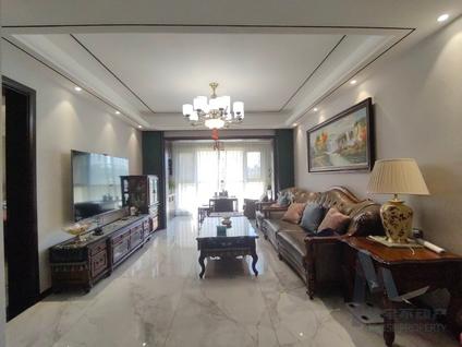 临渭临渭整租 鸿基紫御观邸3室2厅/184平/低楼层