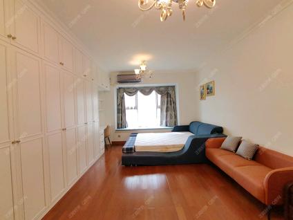 香洲南屏整租 华发世纪城(三期)1室1厅/52平/中楼层