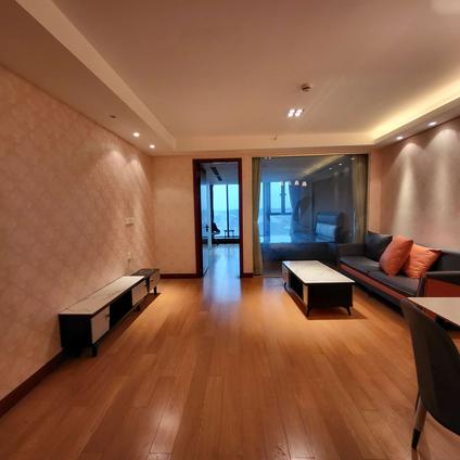 奉贤西渡整租 连城商业广场1室1厅/79平/高楼层