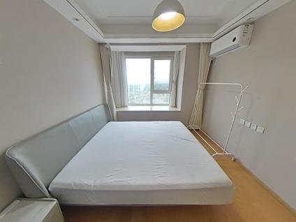 雁塔新植物园整租 中海曲江大城君尚府3室2厅/103平/中楼层