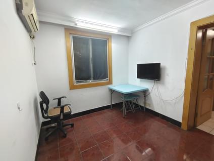 宝山大华整租 嘉华苑(新村路)1室1厅/51平/高楼层