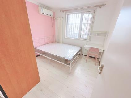 通州九棵树合租 大方居2室1厅/90平/低楼层