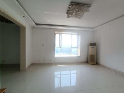 东昌府金鼎整租 水城华府3室2厅/114平/中楼层