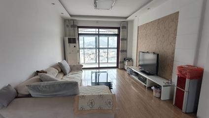 连云云山整租 天惠爱丁堡公馆5室2厅/185平/高楼层