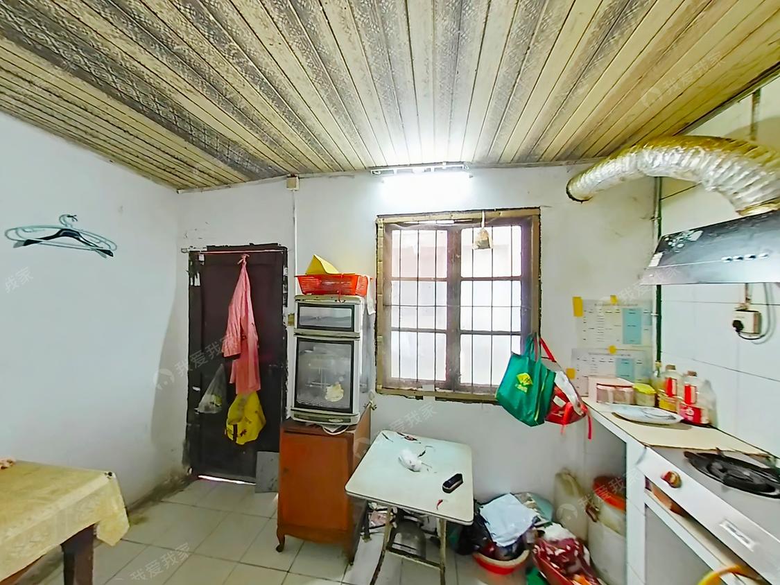 整租·胜利三村