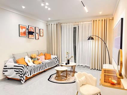 成华驷马桥整租 泛悦城市广场1室1厅/107平/中楼层