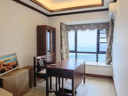 美兰国兴整租 和风江岸4室2厅/180平/高楼层