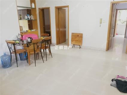 香洲吉大整租 莲花山住宅小区3室2厅/110平/中楼层