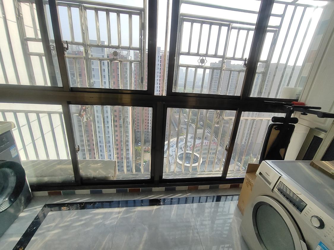 整租·堰湖山庄(东区)