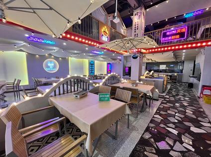 沙市沙市整租 凡尔赛1号1室0厅/196平/低楼层