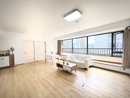 临安临安整租 越秀星汇花园(后湾)4室1厅/135平/低楼层
