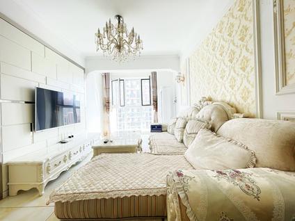 黄岛灵山卫整租 银盛泰浪琴海2室1厅/78平/中楼层