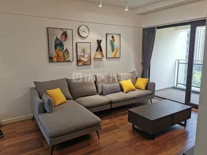 龙湖东海岸整租 壹品湾三区2室2厅/80平/高楼层