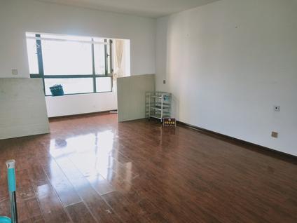 城西海湖新区整租 绿地云香郡3室2厅/132平/中楼层