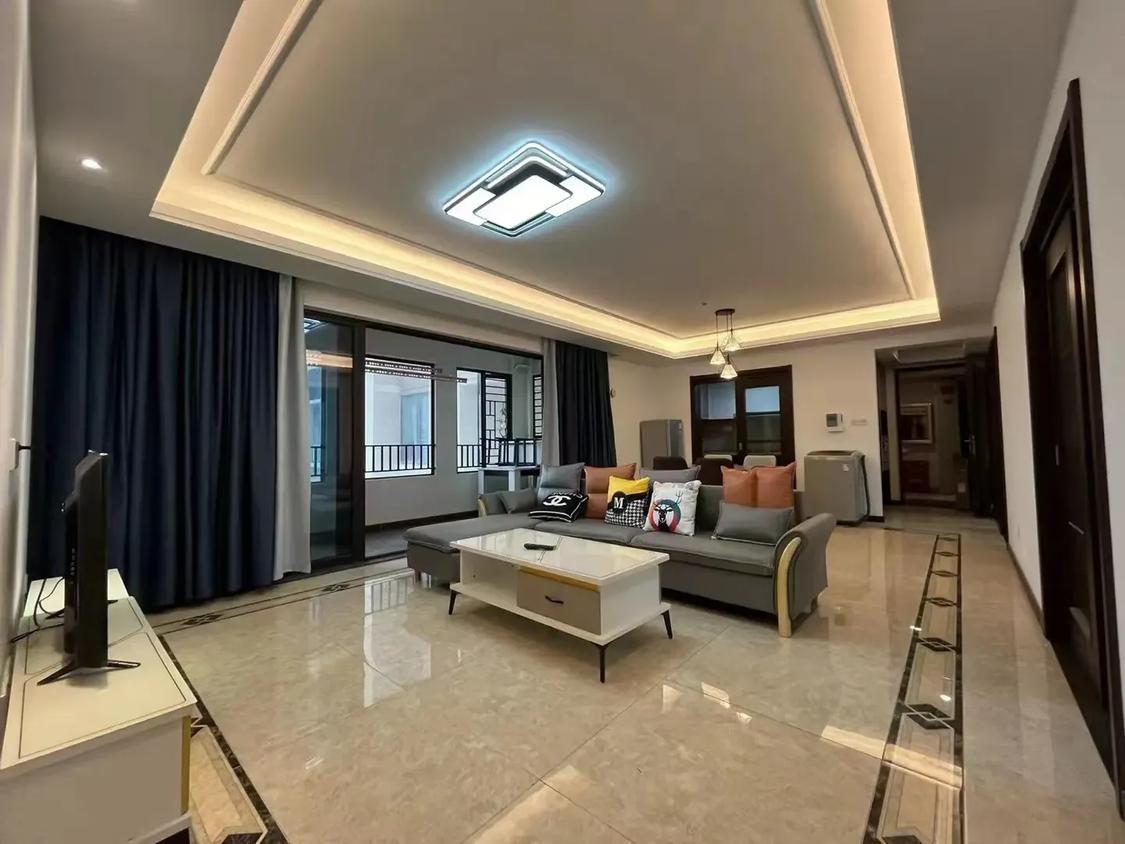 整租·万科广场幸福里