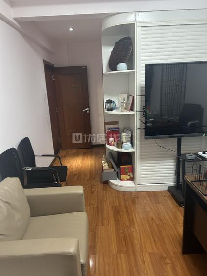 盘龙金星立交整租 昆明广场中央(A区)3室2厅/139平/低楼层