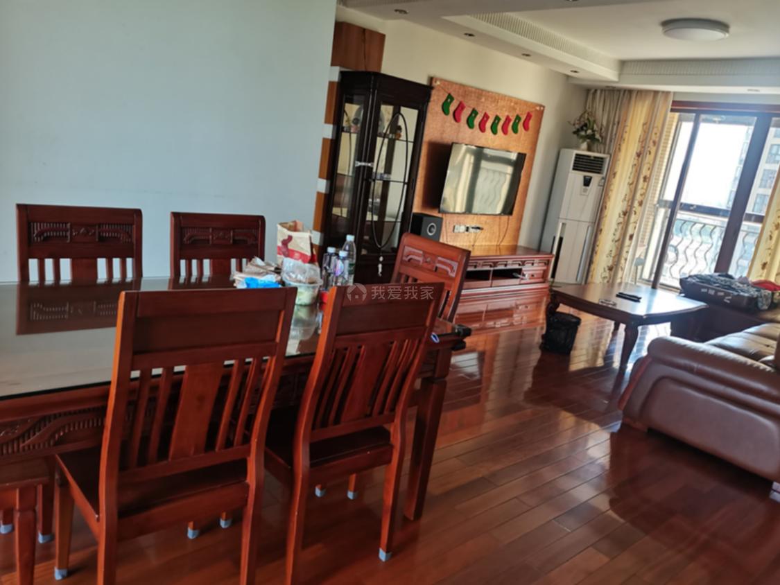 整租·环球翡翠湾花园