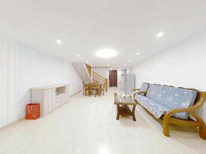 上饶县行政中心商圈整租 友邦玫瑰公馆1室1厅/57平/中楼层