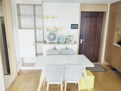 雨花台南站整租 绿地玉晖3室1厅/100平/高楼层