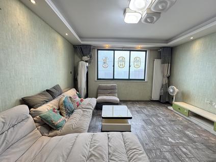 卧龙卧龙老城整租 亿安月新苑3室2厅/145平/高楼层