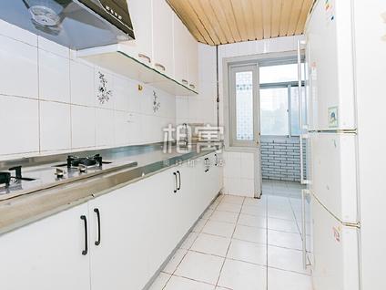 朝阳亚运村小营合租 嘉铭园3室1厅/10平/低楼层