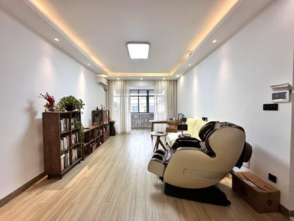 江海河南整租 南泉花园3室2厅/103平/高楼层