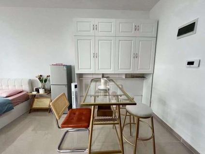 琼山国兴整租 中交品湖雅苑1室1厅/45平/中楼层